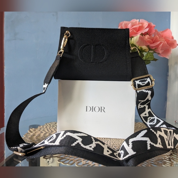 Dior - Picture 5 of 10